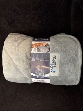 Pet Fusion Quilted Dog Blanket - Light Gray 54x 42